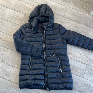 Black long puffer coat, warm and squishy